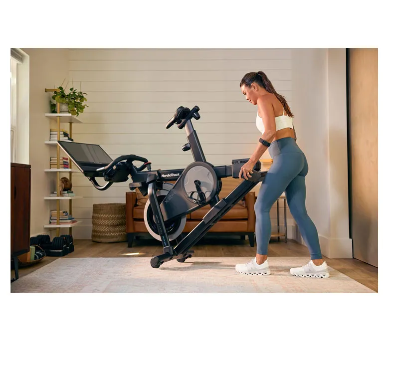 Velo-Indoor-Cycling-NordicTrack-X24-5.webp