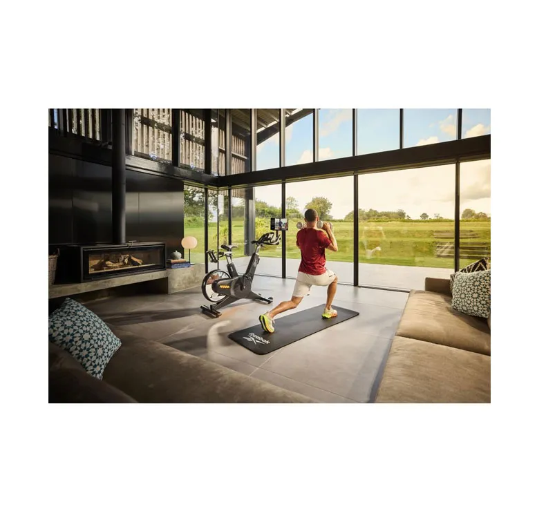 Velo-Indoor-Cycling-Reebok-Z-Tech-2.webp