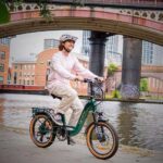 Velo-electrique-compact-Cyrusher-Nova-compressed.jpg